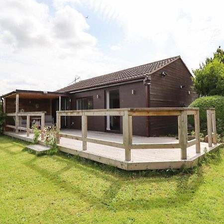 Meols Holiday Lodge Уиррал Экстерьер фото