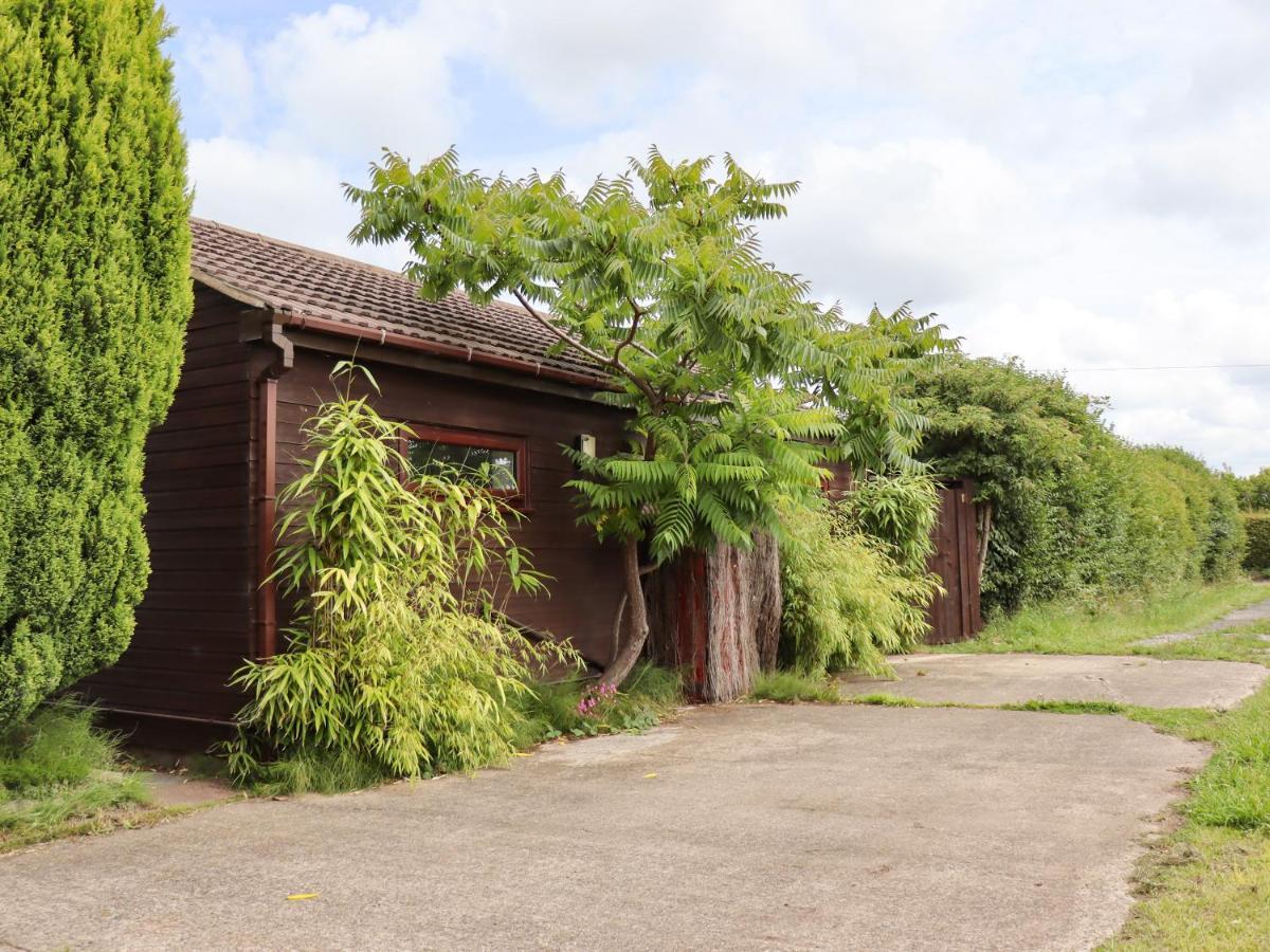 Meols Holiday Lodge Уиррал Экстерьер фото